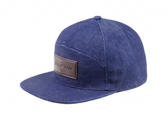 Baseball hats make a part of forever-alive leisure fashion trends