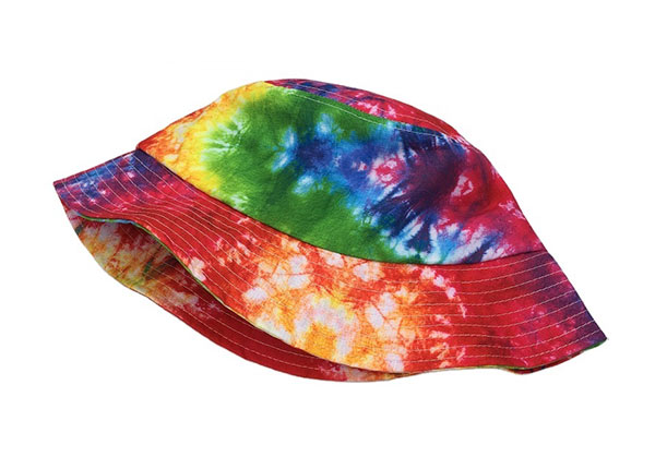 RAINBOW HEAVEN BUCKET HAT